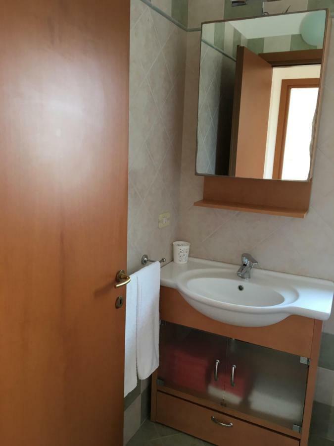 Villa Irene Торе Санта Сабина Екстериор снимка